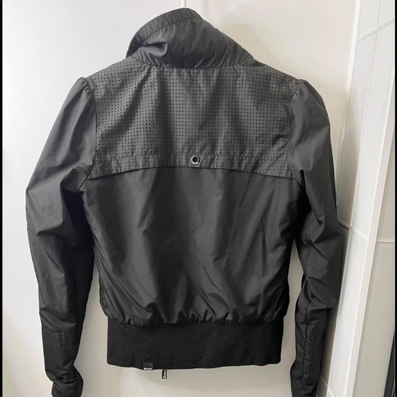 Limited edition Bench jacket - Picture 2 of 6